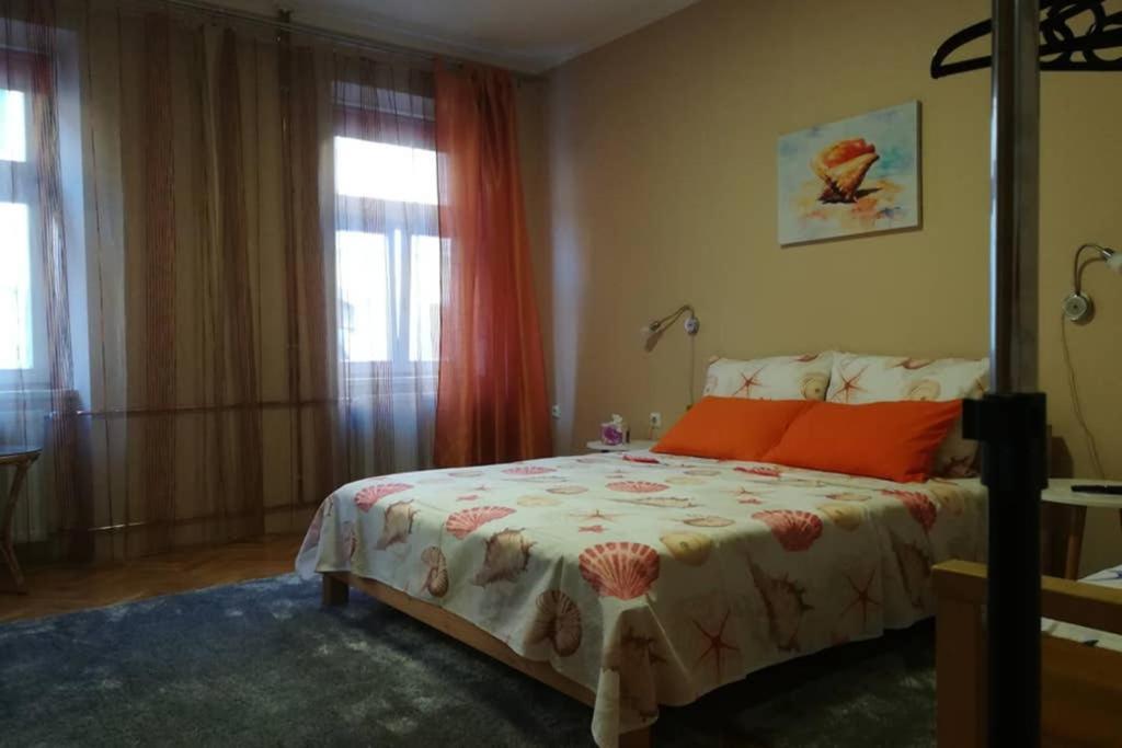 Karlovacka Zvijezda Apartment Luaran gambar
