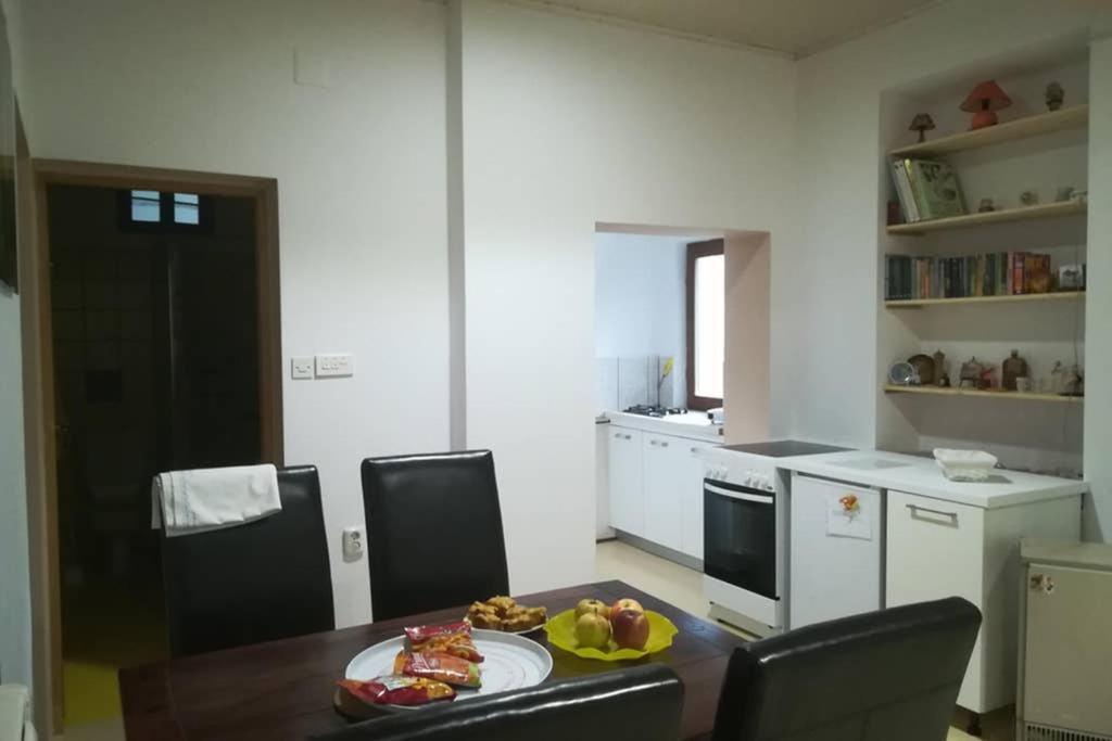 Karlovacka Zvijezda Apartment Luaran gambar