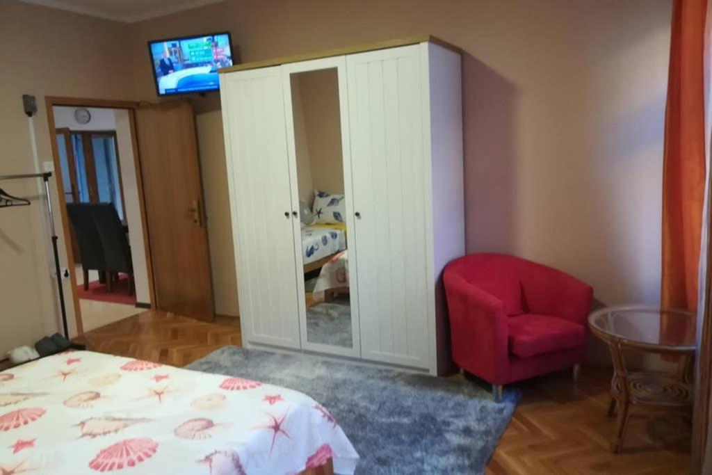 Karlovacka Zvijezda Apartment Luaran gambar